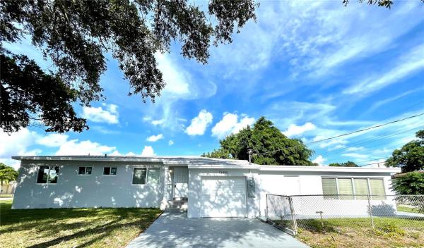 Stanley Heights, 13400 NW 5th Ave, North Miami, Florida 33168, image 1