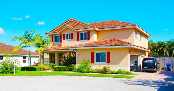 Estate Mansions, 12719 SW 226th St, Goulds, Florida 33170, image 1