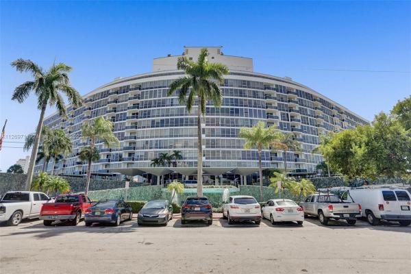 King Cole, 900 Bay Dr #424, Miami Beach, Florida 33141, image 2