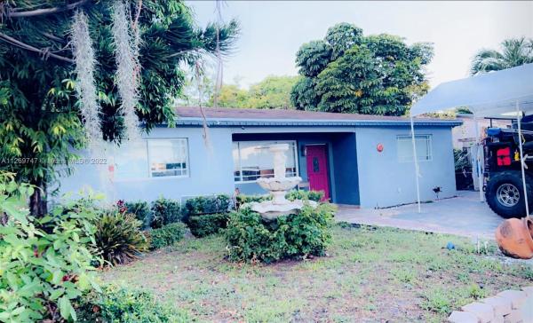 Avenue, 211 E 60th St, Hialeah, Florida 33013, image 1