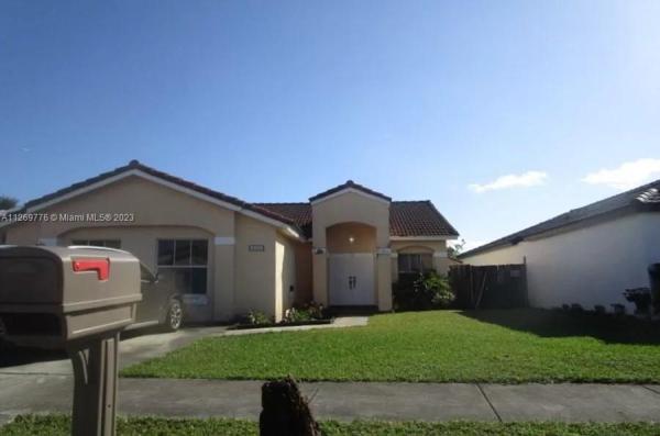 Venezia Homes Estates, 645 NW 133rd Ct, Tamiami, Florida 33182, image 1