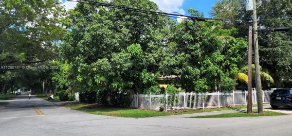 Kerwood Manor, North Miami, Florida 33161, image 1