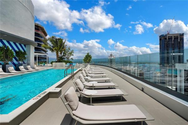 Brickell Heights East, 45 SW 9th St #3909, Miami, Florida 33130, image 2