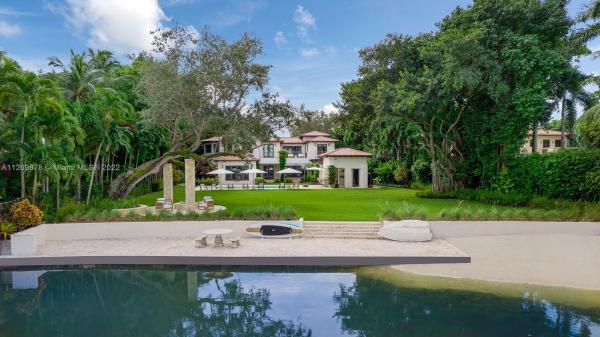 Hammock Lakes, 5275 Hammock Dr, Coral Gables, Florida 33156, image 1