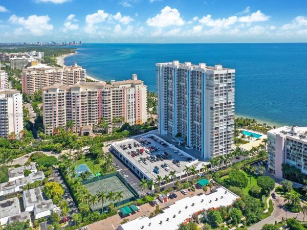 Casa Del Mar, 881 Ocean Dr #L1, Key Biscayne, Florida 33149, image 1
