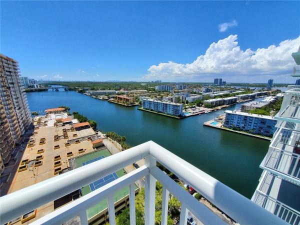 Winston Towers 500, 301 174th St #1906, Sunny Isles Beach, Florida 33160, image 2