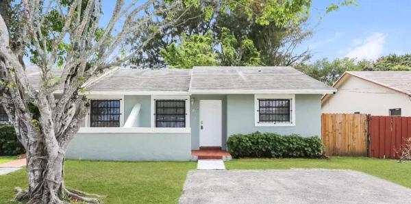 1354 NE 145th St, Golden Glades, Florida 33161, image 1