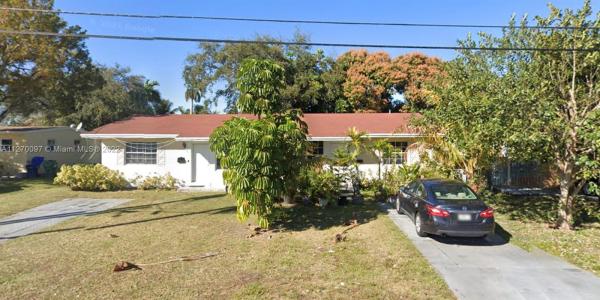 Arch Creek Estates, 1501 NE 143rd St, Golden Glades, Florida 33161, image 1