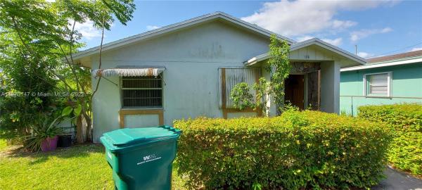 Washington Park, 435 NW 15th St, Florida City, Florida 33034, image 1