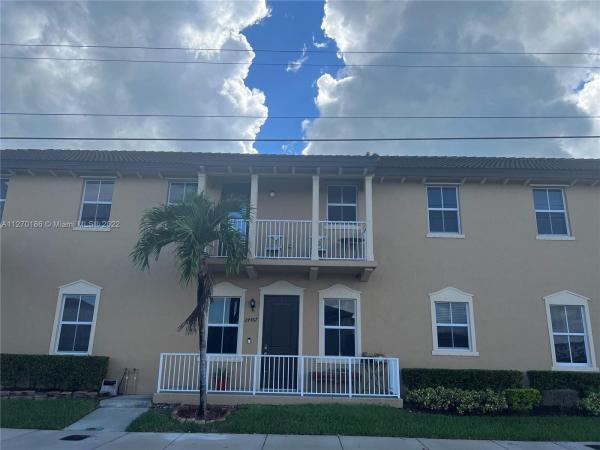 Summerville, 24467 Sw, Princeton, Florida 33032, image 1