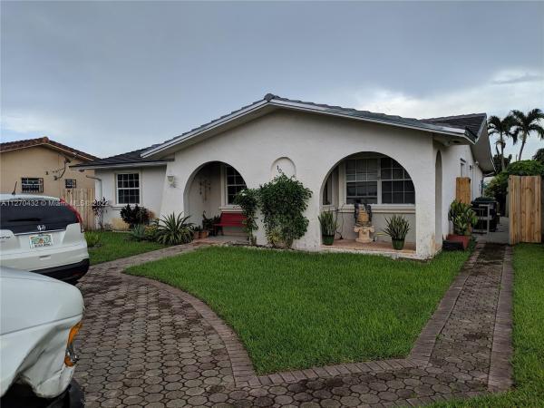 Le Mans, 10384 SW 2nd St, Sweetwater, Florida 33174, image 1