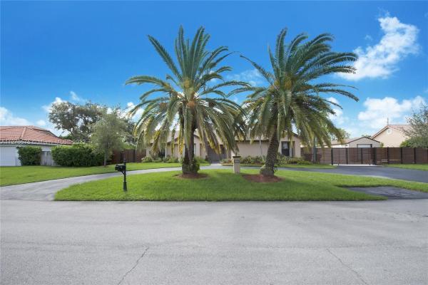Jennings Cutler Estates, 8150 SW 187th Ter, Cutler Bay, Florida 33157, image 1