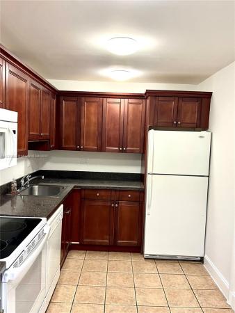 Bayview Palms, 1800 Sans Souci Blvd #412, North Miami, Florida 33181, image 1