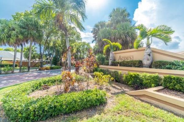 Aspen Townhomes, 6708 NW 193rd Ter #6708, Country Club, Florida 33015, image 1