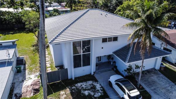 350 NE 116th St, Unincorporated Dade County, Florida 33161, image 1