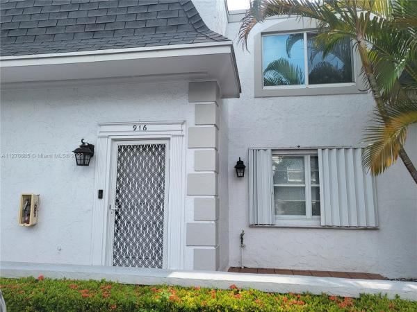 Venetian Park East, 916 NE 26th Ave #916, Hallandale Beach, Florida 33009, image 1