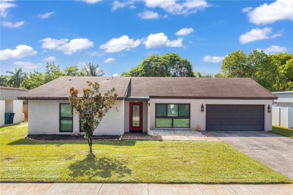 Cooper Village, 5111 SW 101st Ave, Cooper City, Florida 33328, image 1