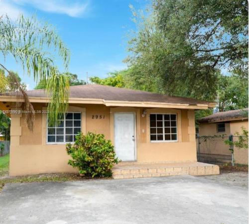 Hialeah Heights, 2951 NW 57th St, Brownsville, Florida 33142, image 1