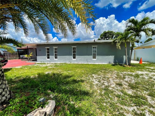 Scott Lake Manor, 1331 NW 171st St, Miami Gardens, Florida 33169, image 1
