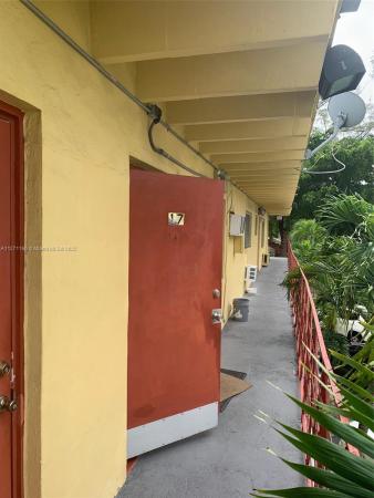 Park Fountain, 12195 W Dixie Hwy #17D, North Miami, Florida 33161, image 1
