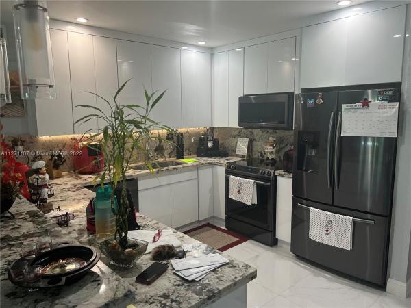 Golden Gate, 460 E 23rd St #202, Hialeah, Florida 33013, image 1