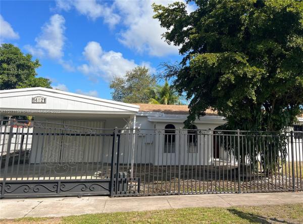 Richmond Heights Estates, 14821 SW 104th Ave, Richmond Heights, Florida 33176, image 1