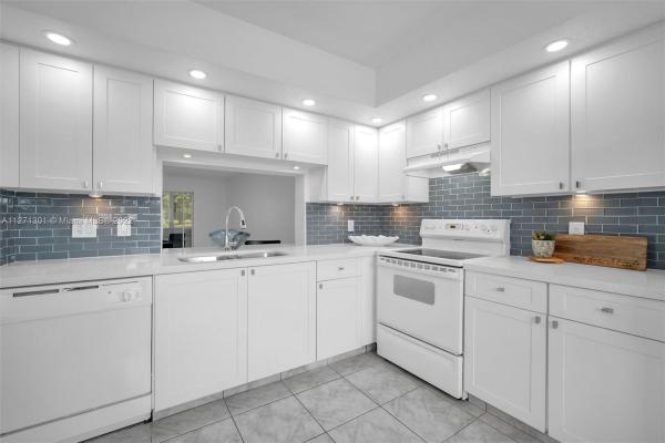 Lancaster At Century Village, 300 SW 130th Ter #106B, Pembroke Pines, Florida 33027, image 1