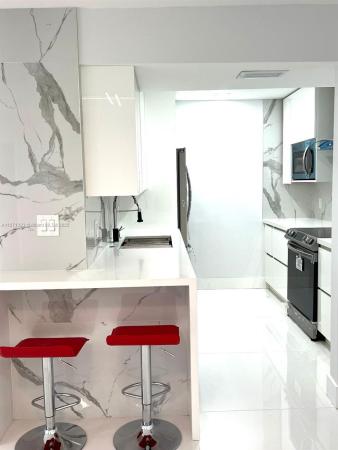 Coronado Tower 3, 20379 W Country Club Dr #1434, Aventura, Florida 33180, image 2
