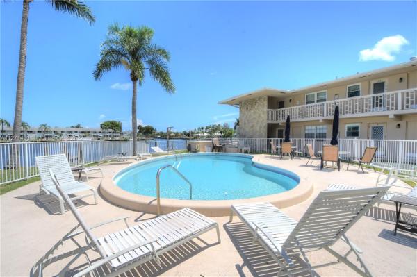 Lakeshore Lodge, 298 SE 6th Ave #2, Pompano Beach, Florida 33060, image 1