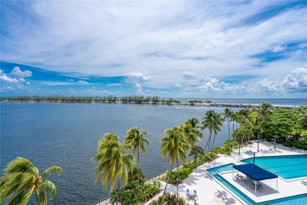 Brickell Bay Club, 2333 Brickell Ave #501, Miami, Florida 33129, image 2