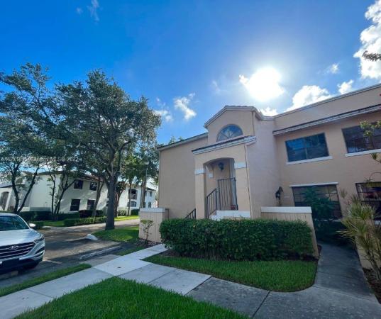 The Provinces Of Pierpointe At Pembroke Lakes, 12026 NW 11th St, Pembroke Pines, Florida 33026, image 2