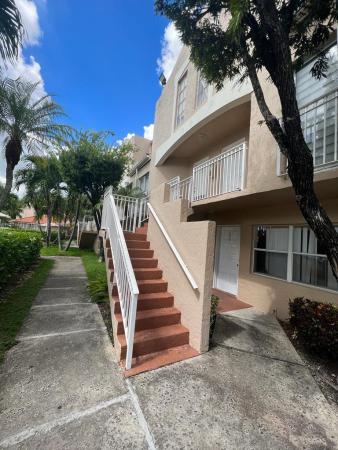 Coral Pointe Townhomes, 8660 NW 6th Ln #5-212, Fountainebleau, Florida 33126, image 1