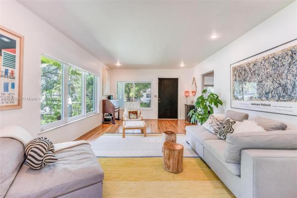 Federal Way, 7650 NE 5th Ave, Miami, Florida 33138, image 1