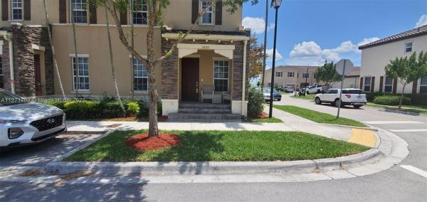 Kendall Commons Townhomes, 17070 SW 95th Ter #17070, The Hammocks, Florida 33196, image 1