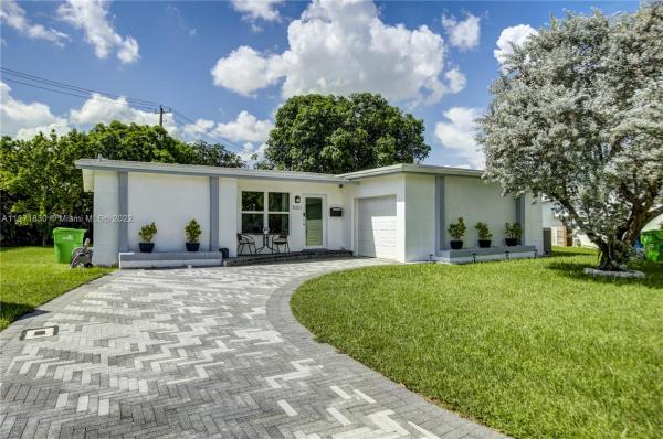 Gold Key Villas West, 8201 NW 22nd Ct, Sunrise, Florida 33322, image 1
