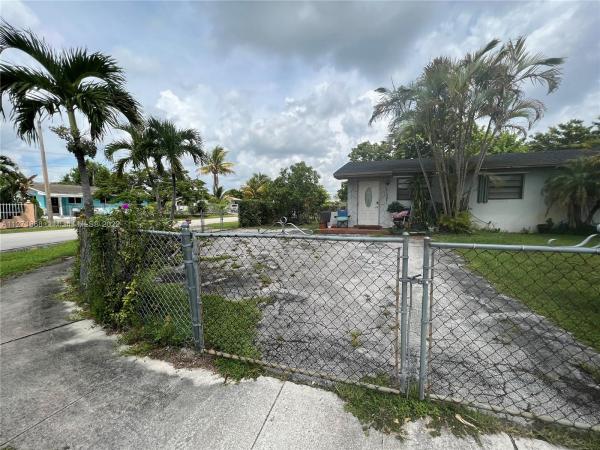 South Miami Heights Residential, 11521 SW 193rd St, South Miami Heights, Florida 33157, image 1