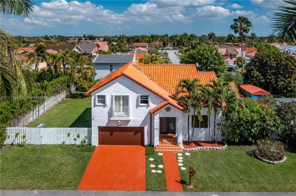 1843 SW 138th Ave, Unincorporated Dade County, Florida 33175, image 1