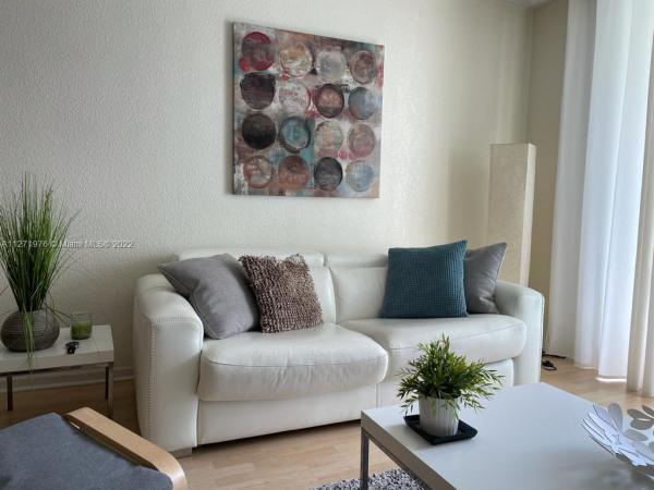 The Tides On Hollywood Beach, 3901 S Ocean Dr #2R, Hollywood, Florida 33019, image 2