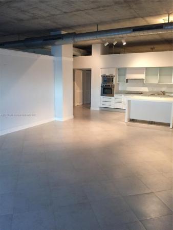 Space 01, 7934 West Dr #703, North Bay Village, Florida 33141, image 1