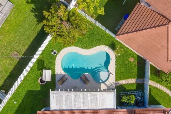 Brittany Bay At Silver Lakes, 1962 NW 181st Ave, Pembroke Pines, Florida 33029, image 1