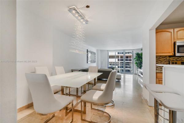 Arlen Beach, 5701 Collins Ave #817, Miami Beach, Florida 33140, image 1