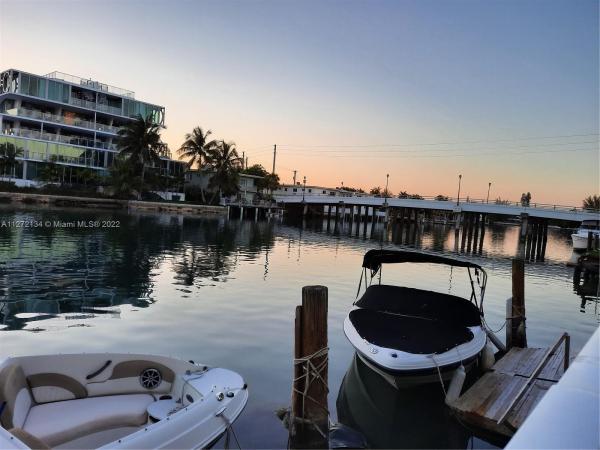 Sundial, 8420 Byron Ave #6, Miami Beach, Florida 33141, image 1