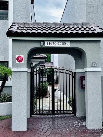 The Provinces Of Pierpointe At Pembroke Lakes, 11674 NW 11th St, Pembroke Pines, Florida 33026, image 2