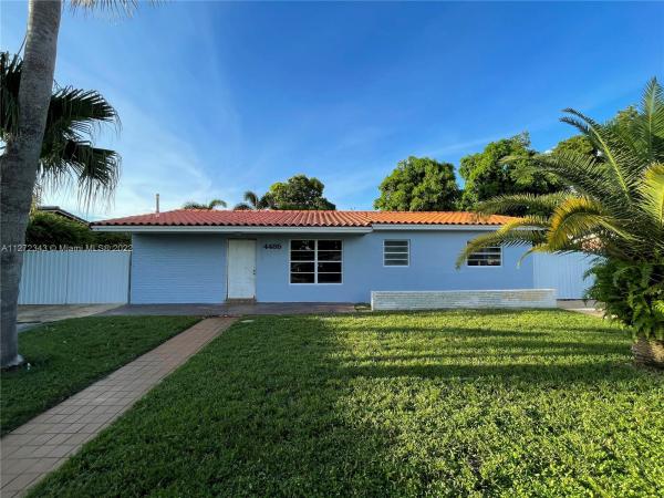 Carol City Gardens, 4485 NW 201st St, Miami Gardens, Florida 33055, image 2
