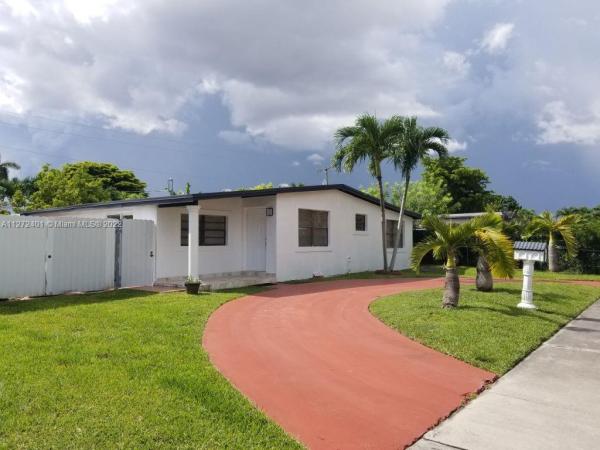 Westwood Lakes Residential, 4610 SW 112th Ct, Westwood Lakes, Florida 33165, image 2