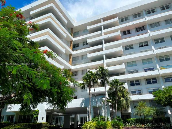 Commodore Club West, 155 Ocean Lane Dr #402, Key Biscayne, Florida 33149, image 1