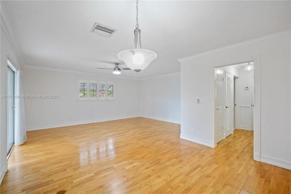 Crescent 515, 515 S Crescent Dr #201, Hollywood, Florida 33021, image 1