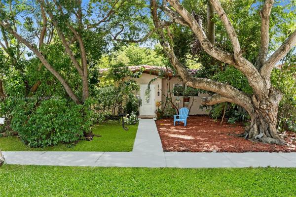 Hollywood Lakes, 1060 Tyler St, Hollywood, Florida 33019, image 1