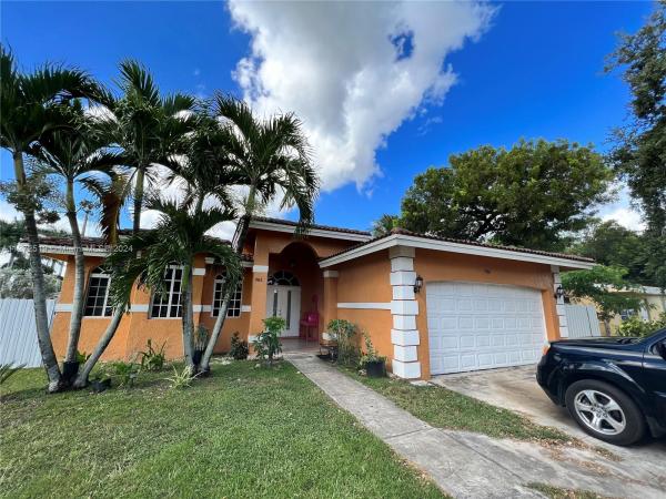 Newport, 981 NW 11th St, Homestead, Florida 33030, image 1