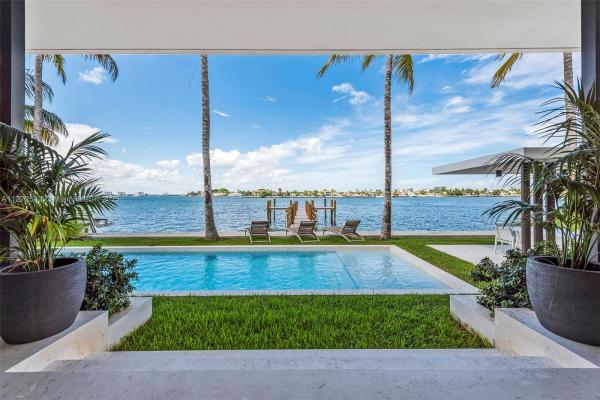 Biscayne Point, 1645 Cleveland Rd, Miami Beach, Florida 33141, image 1